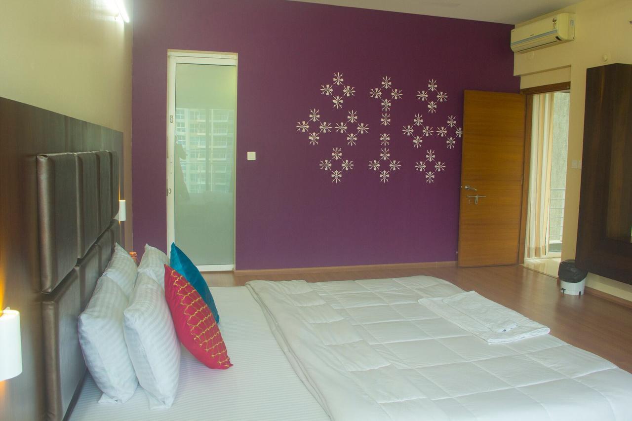 Amanora Park Town Bed and Breakfast Πούνε Εξωτερικό φωτογραφία