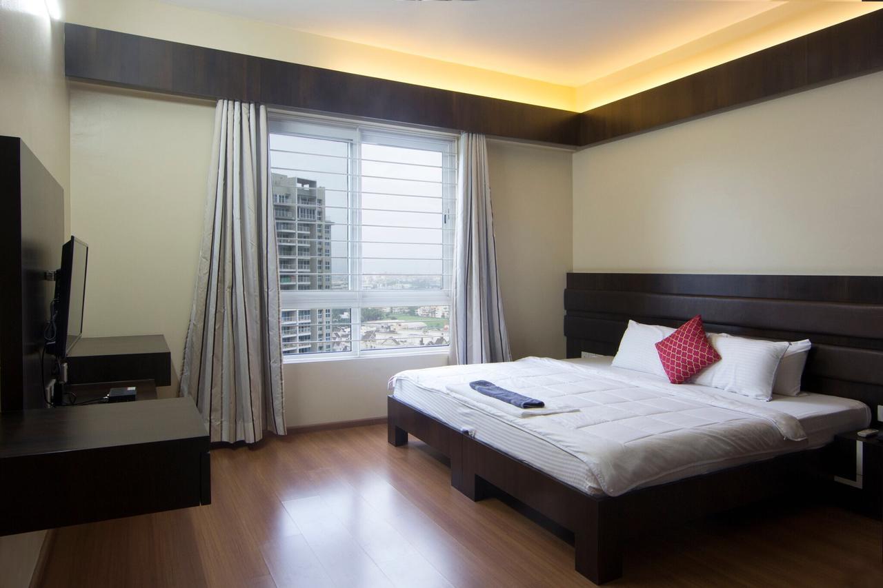 Amanora Park Town Bed and Breakfast Πούνε Εξωτερικό φωτογραφία