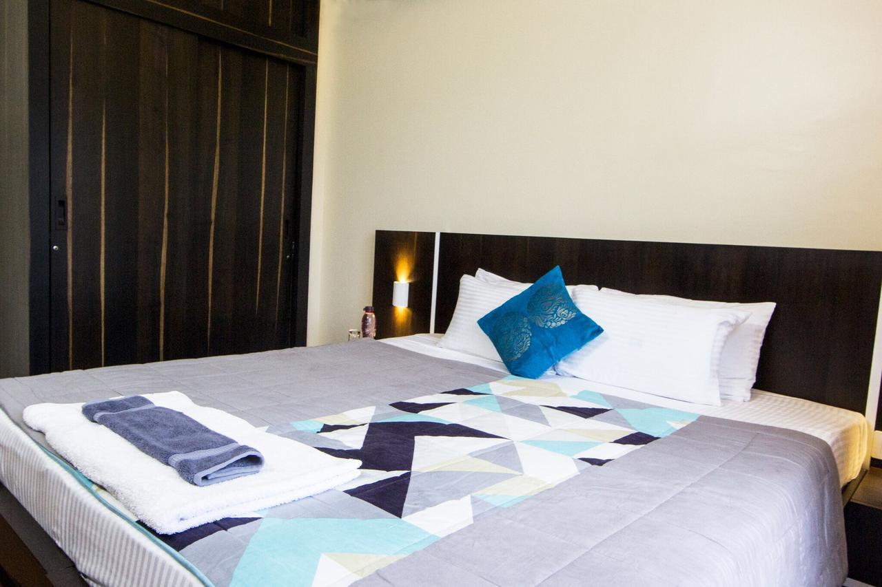 Amanora Park Town Bed and Breakfast Πούνε Εξωτερικό φωτογραφία